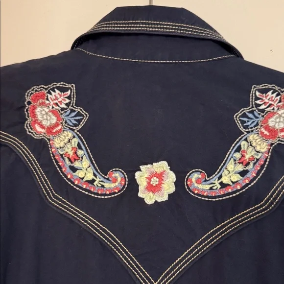 Ryan Michael Western shirt with pearl snap buttons and embroidery - Picture 6 of 6